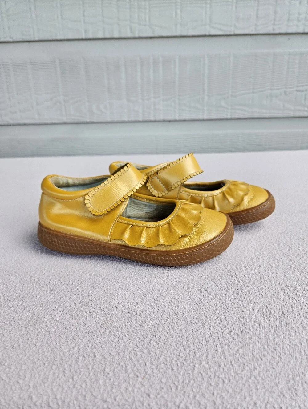 Livie & Luca Ruche Mary Jane Girl SZ 11 Mustard Yellow Leather Hook & Loop Fall